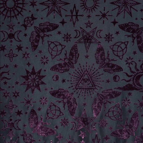 Blackmilk BURNED VELVET PLUM SPELL HW LEGGINGS - LIMITED XS - Picture 4 of 4